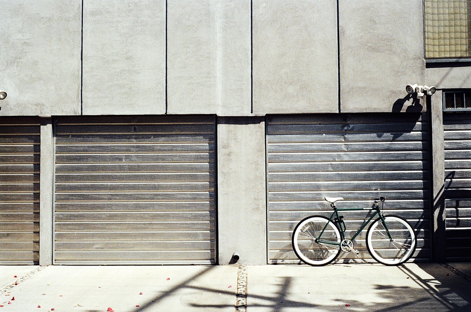 Flush-Fit Garage door